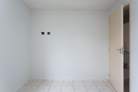 Quarto 1  de apartamento para alugar com 2 quartos, 45m² em Conjunto Habitacional Inácio Monteiro, São Paulo