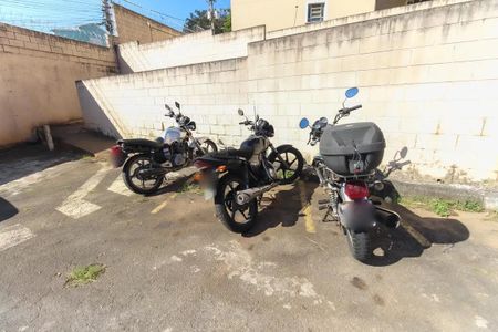 Apartamento para alugar com 45m², 2 quartos e 1 vagaÁrea comum - Garagem 