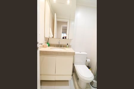 Apartamento à venda com 72m², 2 quartos e 2 vagas Apartamento à venda com 72m², 2 quartos e 2 vagasBanheiro