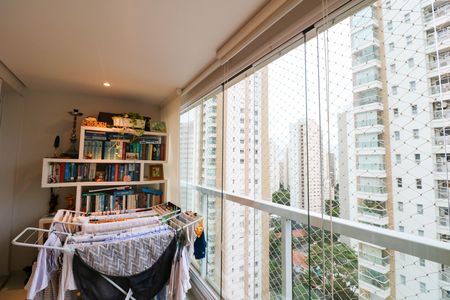 Apartamento à venda com 72m², 2 quartos e 2 vagas Apartamento à venda com 72m², 2 quartos e 2 vagasVaranda
