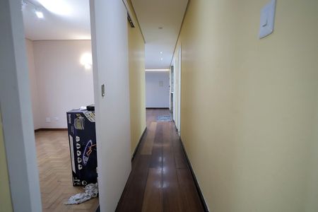 Apartamento à venda com 120m², 3 quartos e 1 vaga Apartamento à venda com 120m², 3 quartos e 1 vagaCorredor
