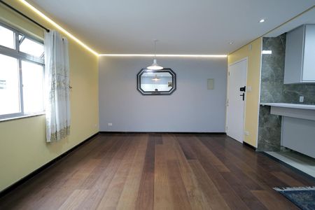 Apartamento à venda com 120m², 3 quartos e 1 vaga Apartamento à venda com 120m², 3 quartos e 1 vagaSala