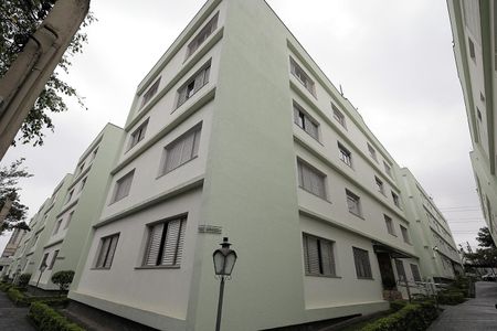 Apartamento à venda com 120m², 3 quartos e 1 vaga Apartamento à venda com 120m², 3 quartos e 1 vagaFachada