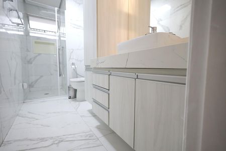 Apartamento à venda com 120m², 3 quartos e 1 vaga Apartamento à venda com 120m², 3 quartos e 1 vagaBanheiro 2