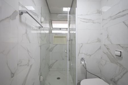 Apartamento à venda com 120m², 3 quartos e 1 vaga Apartamento à venda com 120m², 3 quartos e 1 vagaBanheiro 2