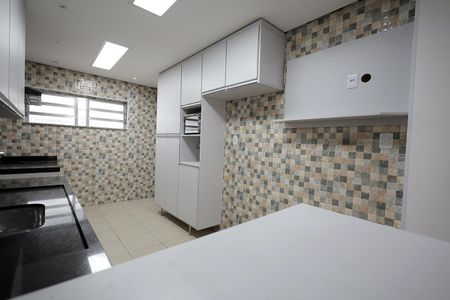 Apartamento à venda com 120m², 3 quartos e 1 vaga Apartamento à venda com 120m², 3 quartos e 1 vagaCozinha