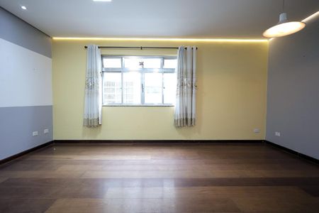 Apartamento à venda com 120m², 3 quartos e 1 vaga Apartamento à venda com 120m², 3 quartos e 1 vagaSala