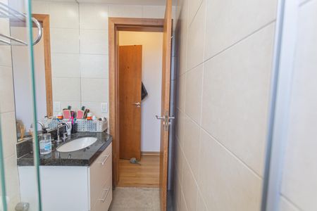 Apartamento à venda com 96m², 3 quartos e 2 vagasBanheiro da Suíte