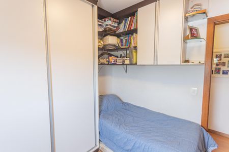 Apartamento à venda com 96m², 3 quartos e 2 vagasQuarto 2