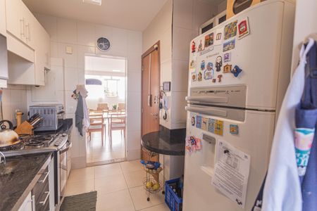 Apartamento à venda com 96m², 3 quartos e 2 vagasCozinha