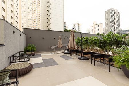 Apartamento para alugar com 25m², 1 quarto e sem vaga Apartamento para alugar com 25m², 1 quarto e sem vagaÁrea comum - Piscina
