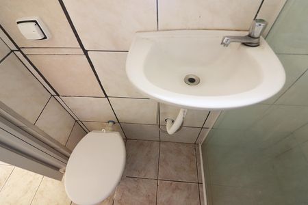 Banheiro Social de casa para alugar com 1 quarto, 26m² em Suiço, São Bernardo do Campo