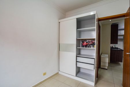 Quarto 1 de apartamento para alugar com 2 quartos, 40m² em Jardim Alvorada, Santo André
