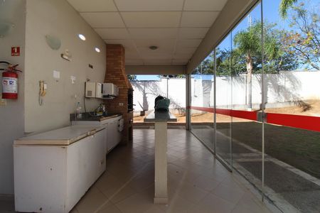 Apartamento para alugar com 55m², 2 quartos e 1 vagaÁrea comum - Churrasqueira