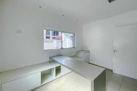 Casa para alugar com 496m², 8 quartos e 10 vagas Casa para alugar com 496m², 8 quartos e 10 vagasQuarto 6