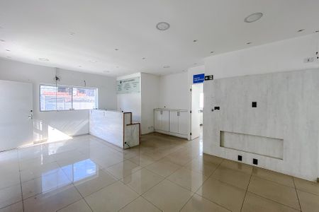 Casa para alugar com 496m², 8 quartos e 10 vagas Casa para alugar com 496m², 8 quartos e 10 vagasSala