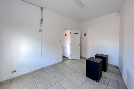 Casa para alugar com 496m², 8 quartos e 10 vagas Casa para alugar com 496m², 8 quartos e 10 vagasSala (Casa 2)
