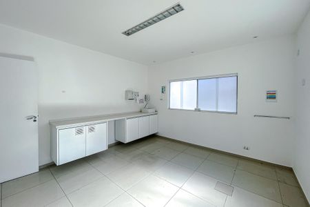 Casa para alugar com 496m², 8 quartos e 10 vagas Casa para alugar com 496m², 8 quartos e 10 vagasQuarto 5