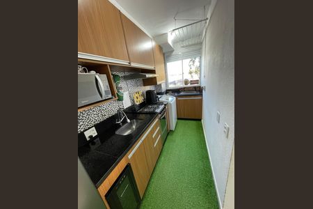 Cozinha de apartamento à venda com 2 quartos, 42m² em Vila Jaraguá, São Paulo