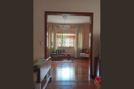 Casa à venda com 400m², 6 quartos e 3 vagasSALA