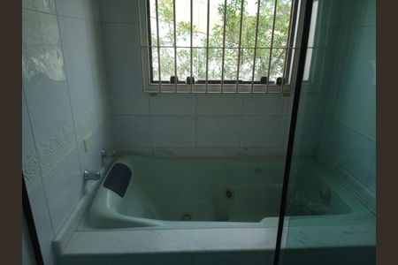 Casa à venda com 400m², 6 quartos e 3 vagasWC C/ HIDRO