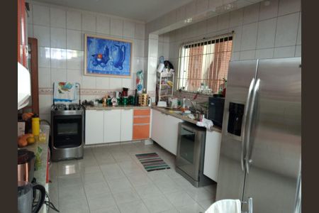 Casa à venda com 400m², 6 quartos e 3 vagasCOZINHA