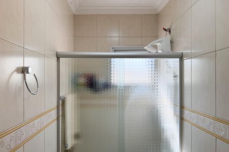 Apartamento à venda com 54m², 2 quartos e 1 vaga Apartamento à venda com 54m², 2 quartos e 1 vagaBanheiro Social