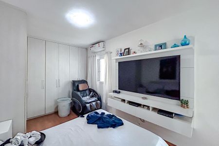 Casa de condomínio à venda com 182m², 3 quartos e 4 vagasQuarto 3 - Suíte