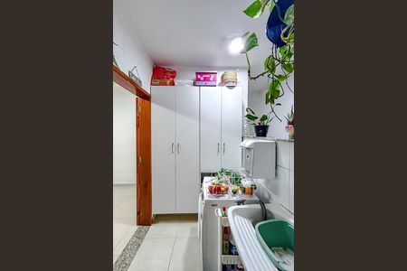 Casa de condomínio à venda com 182m², 3 quartos e 4 vagasÁrea de Serviço