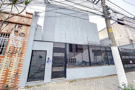 Casa de condomínio à venda com 182m², 3 quartos e 4 vagasFachada com Plaquinha