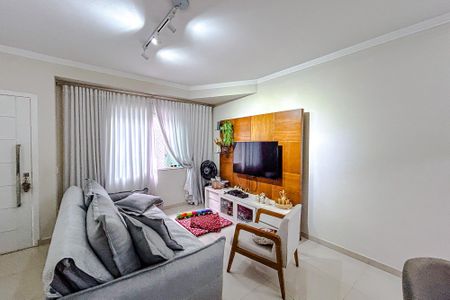 Casa de condomínio à venda com 182m², 3 quartos e 4 vagasSala