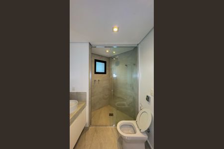 Apartamento à venda com 360m², 4 quartos e 4 vagas Apartamento à venda com 360m², 4 quartos e 4 vagasBanheiro da Suíte 1