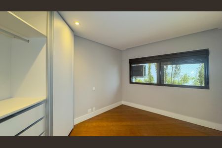 Apartamento à venda com 360m², 4 quartos e 4 vagas Apartamento à venda com 360m², 4 quartos e 4 vagasQuarto 4 - Suíte