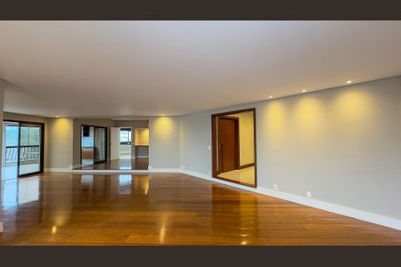 Sala de apartamento para alugar com 4 quartos, 360m² em Parque Colonial, São Paulo
