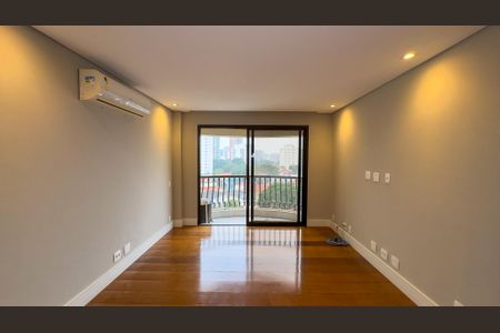 Apartamento à venda com 360m², 4 quartos e 4 vagas Apartamento à venda com 360m², 4 quartos e 4 vagasSala