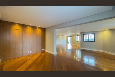 Apartamento à venda com 360m², 4 quartos e 4 vagas Apartamento à venda com 360m², 4 quartos e 4 vagasSala