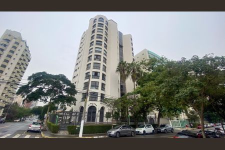 Apartamento à venda com 360m², 4 quartos e 4 vagas Apartamento à venda com 360m², 4 quartos e 4 vagasFachada