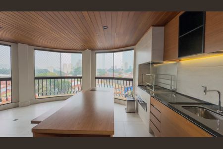 Apartamento à venda com 360m², 4 quartos e 4 vagas Apartamento à venda com 360m², 4 quartos e 4 vagasSacada