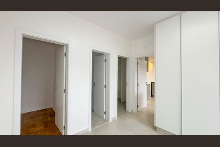 Apartamento à venda com 360m², 4 quartos e 4 vagas Apartamento à venda com 360m², 4 quartos e 4 vagasÁrea de Serviço