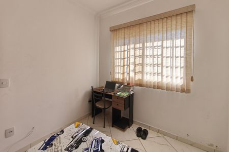 Casa à venda com 70m², 3 quartos e 4 vagasQuarto 2