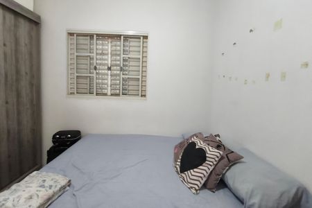 Casa à venda com 70m², 3 quartos e 4 vagasQuarto 3