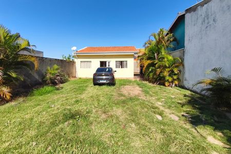 Casa à venda com 70m², 3 quartos e 4 vagasQuintal - Garagem