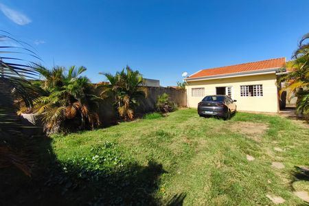 Casa à venda com 70m², 3 quartos e 4 vagasQuintal - Garagem