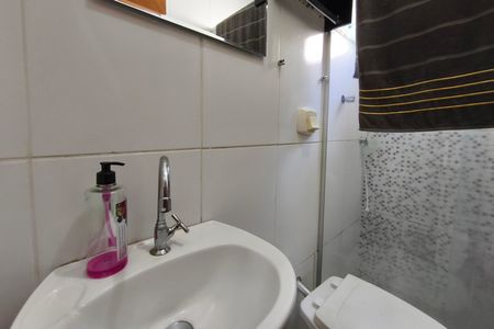 Casa à venda com 70m², 3 quartos e 4 vagasBanheiro Suíte