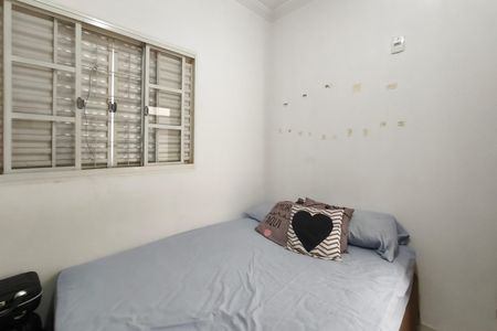 Casa à venda com 70m², 3 quartos e 4 vagasQuarto 3
