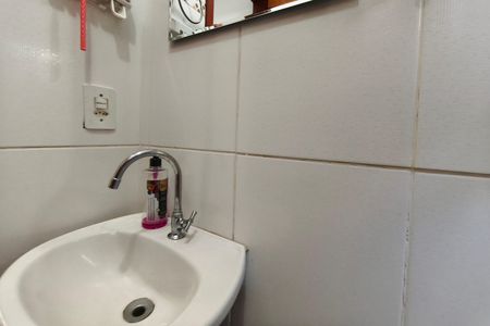 Casa à venda com 70m², 3 quartos e 4 vagasBanheiro Suíte