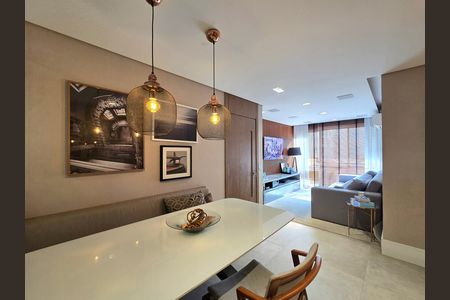 Apartamento à venda com 82m², 3 quartos e 1 vaga Apartamento à venda com 82m², 3 quartos e 1 vagaSala