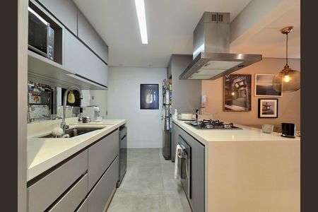 Cozinha de apartamento à venda com 3 quartos, 82m² em Vila Uberabinha, São Paulo