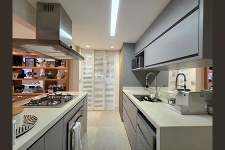 Apartamento à venda com 82m², 3 quartos e 1 vaga Apartamento à venda com 82m², 3 quartos e 1 vagaCozinha
