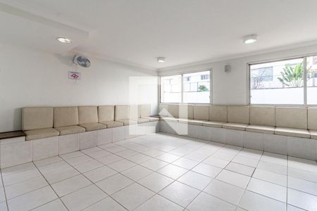 Apartamento à venda com 82m², 3 quartos e 1 vaga Apartamento à venda com 82m², 3 quartos e 1 vagaÁrea comum - Salão de festas